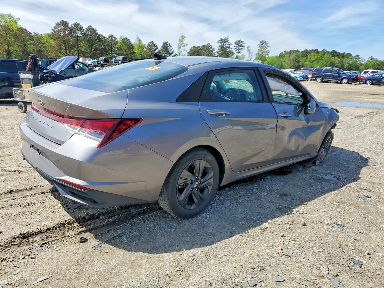 2023 HYUNDAI ELANTRA SEL photo 5
