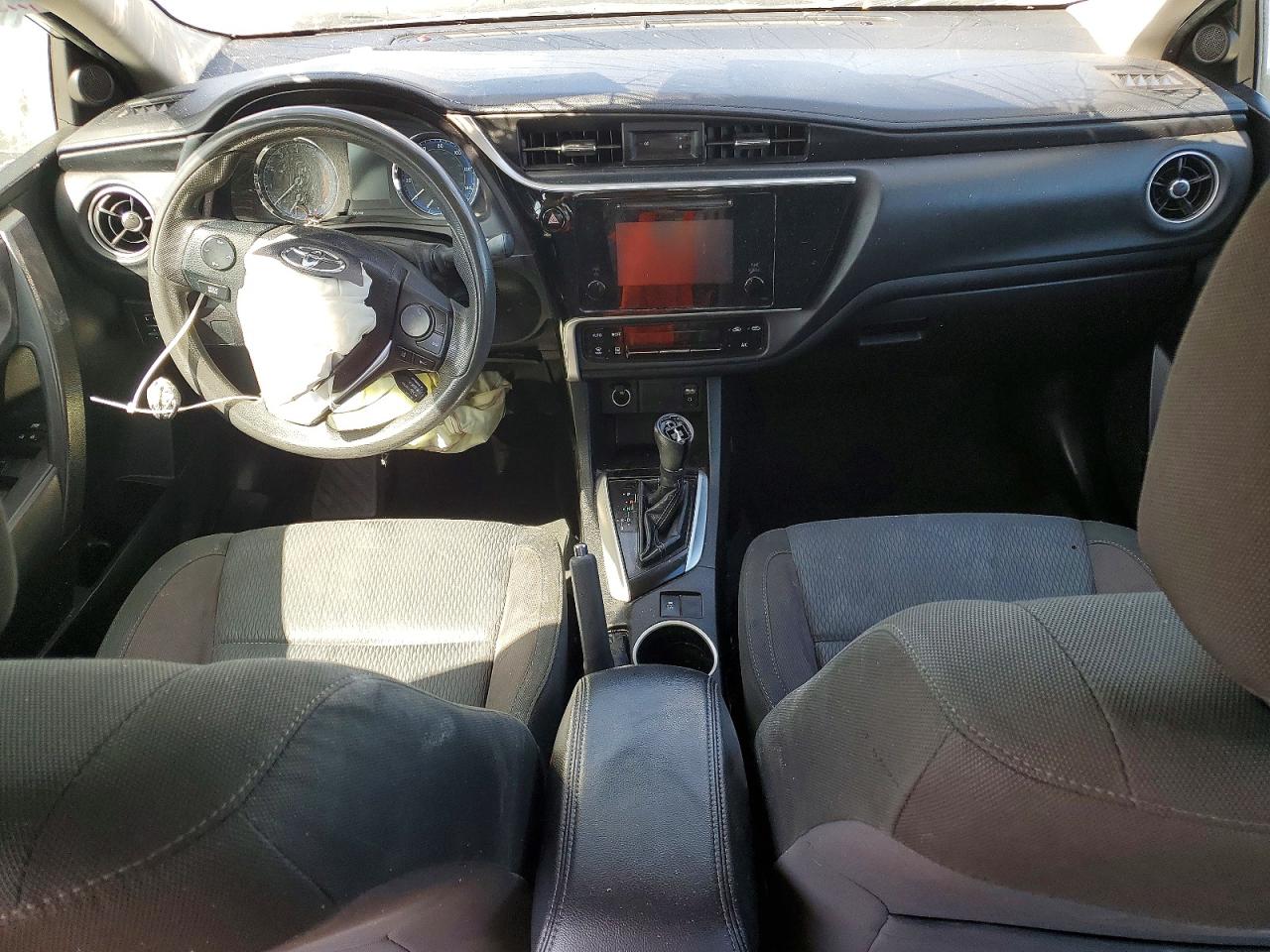 2019 TOYOTA COROLLA LE photo 22