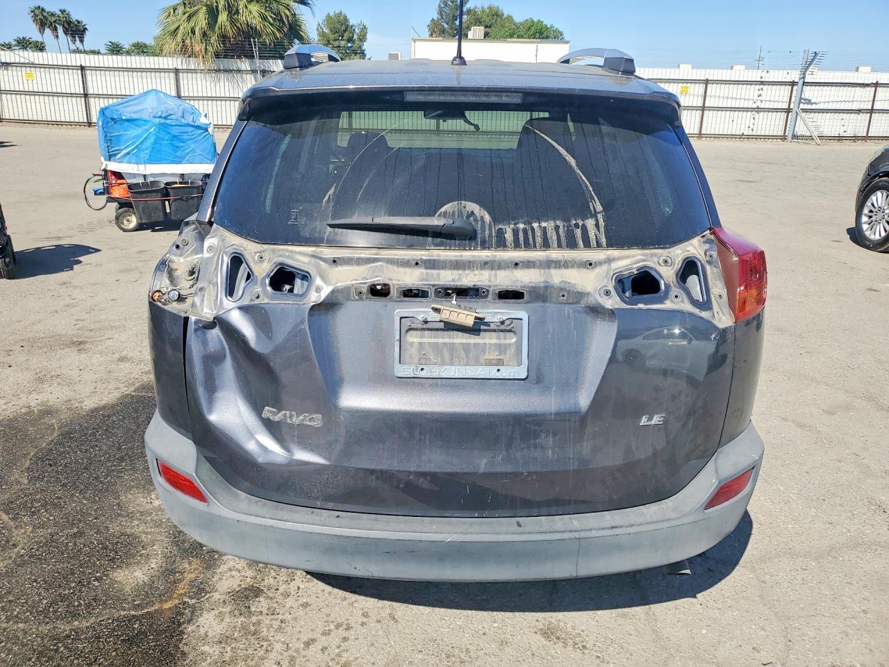 2015 TOYOTA RAV4 LE photo 11