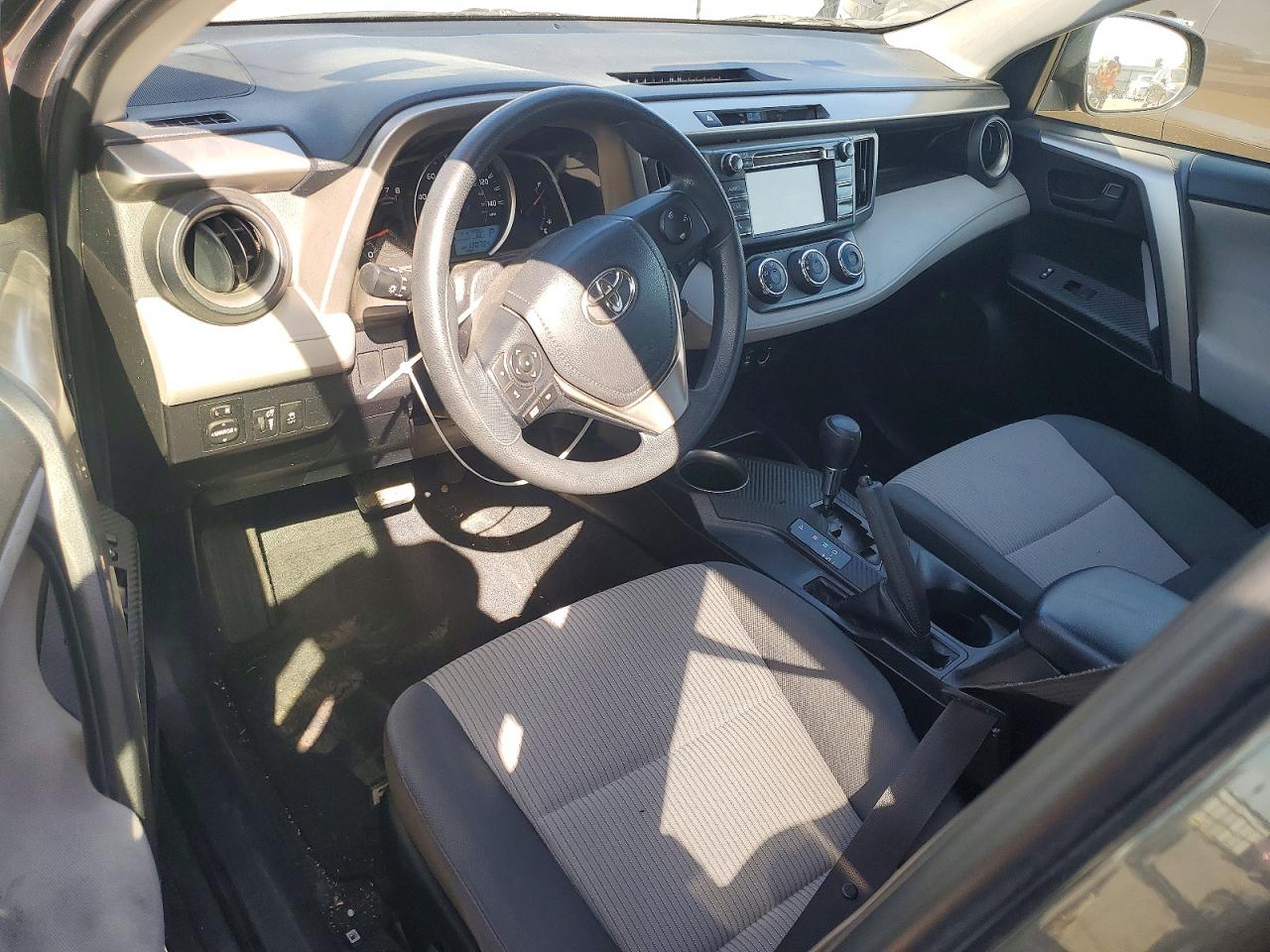 2015 TOYOTA RAV4 LE photo 15