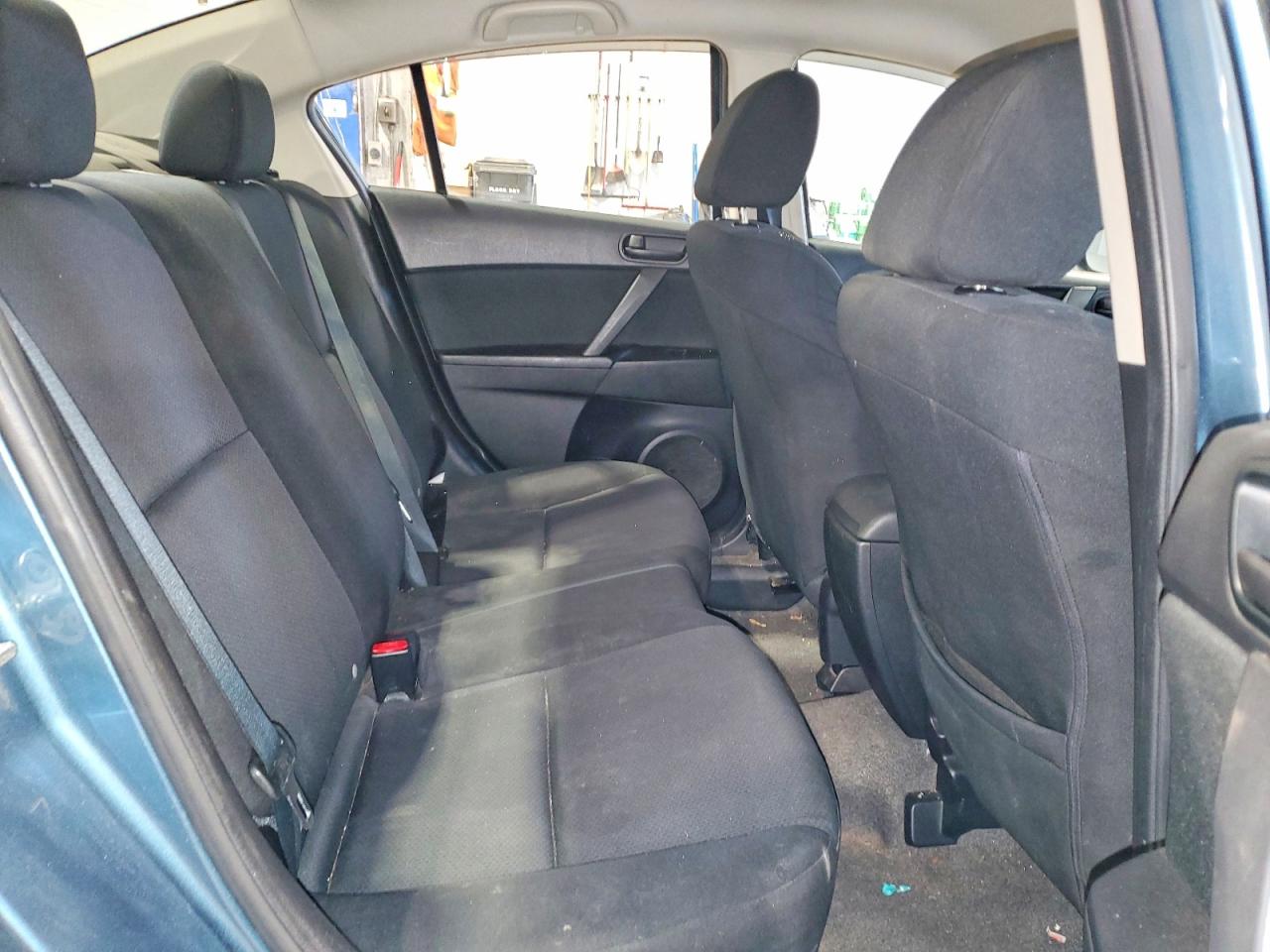 2010 MAZDA 3 I photo 28