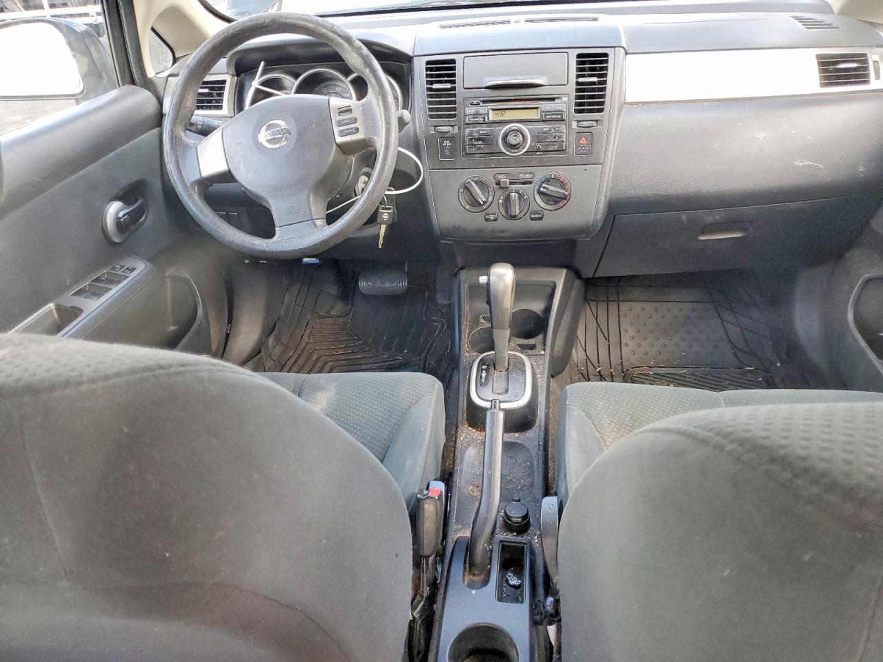 2011 NISSAN VERSA 1.8 S photo 8