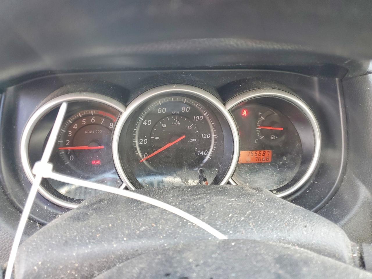 2011 NISSAN VERSA 1.8 S photo 9