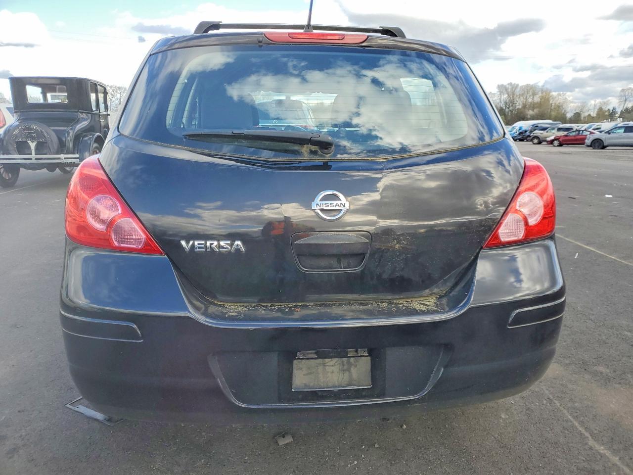 2011 NISSAN VERSA 1.8 S photo 6