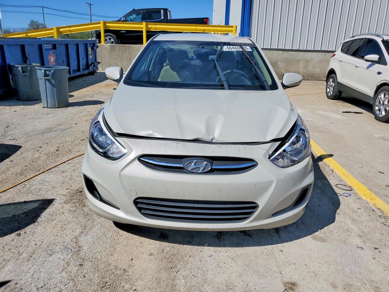 2016 HYUNDAI ACCENT SE photo 9