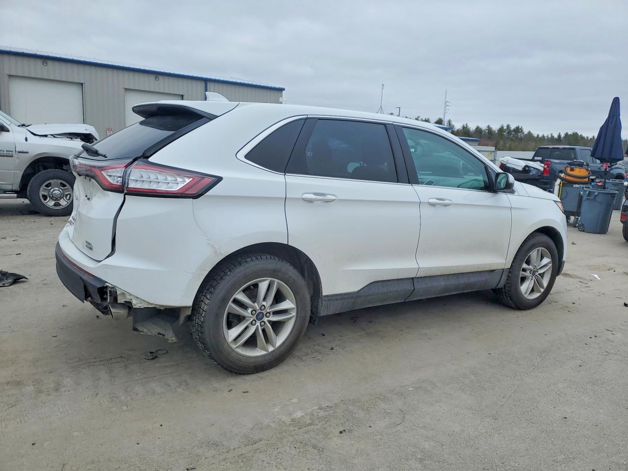 2017 FORD EDGE SEL photo 3