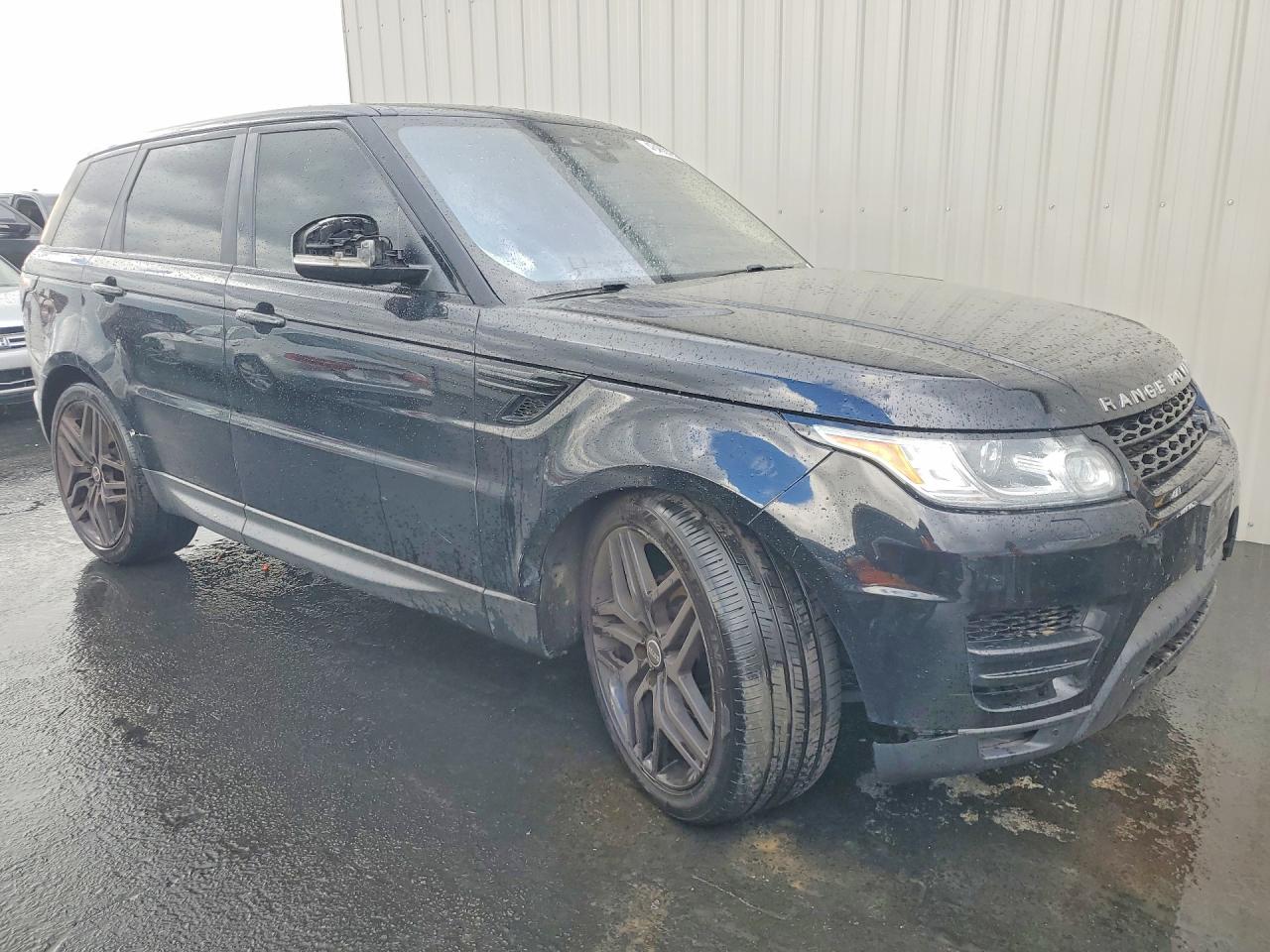 2017 LAND ROVER RANGE ROVER SPORT SE photo 4