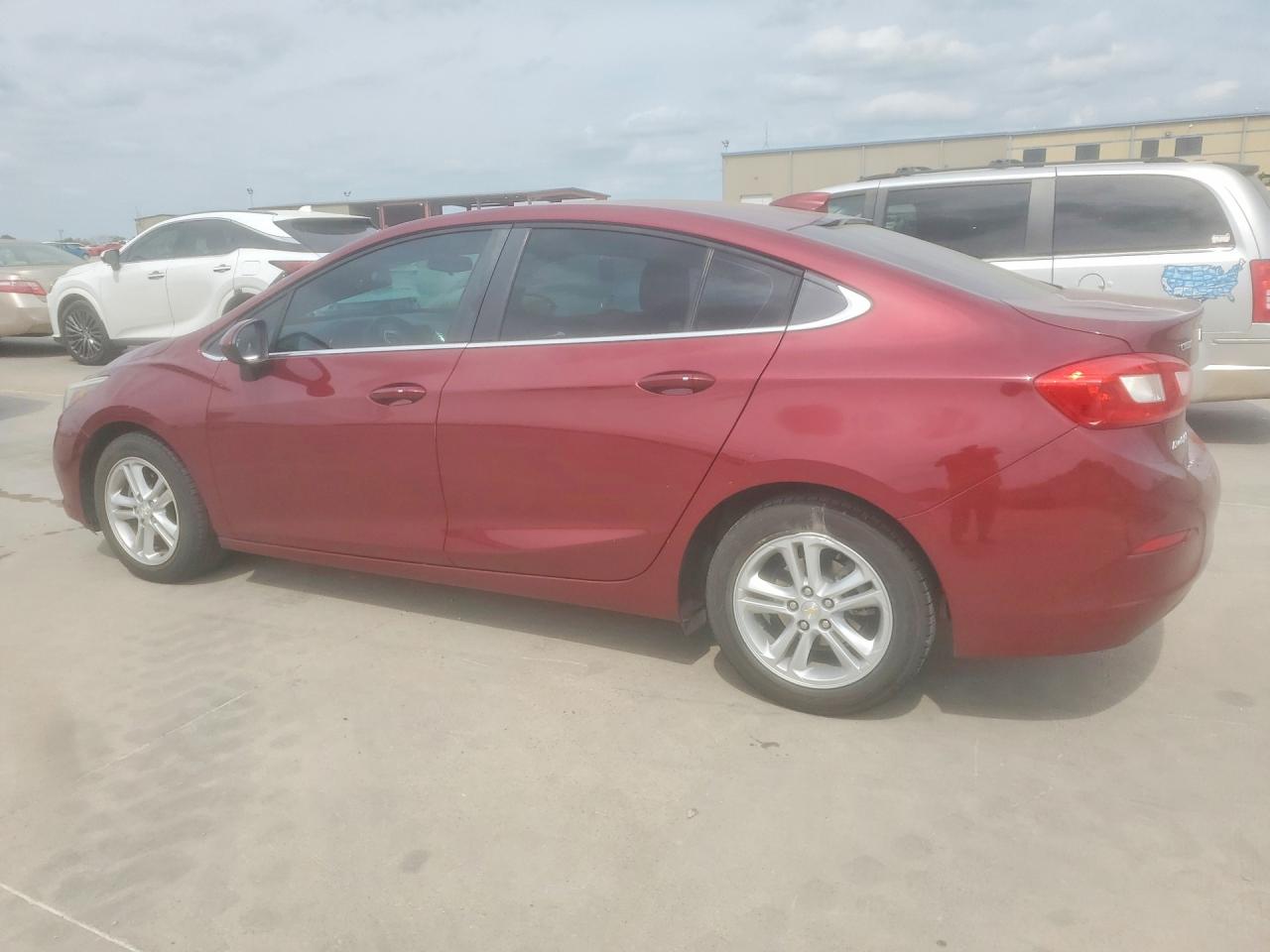 2016 CHEVROLET CRUZE LT photo 3