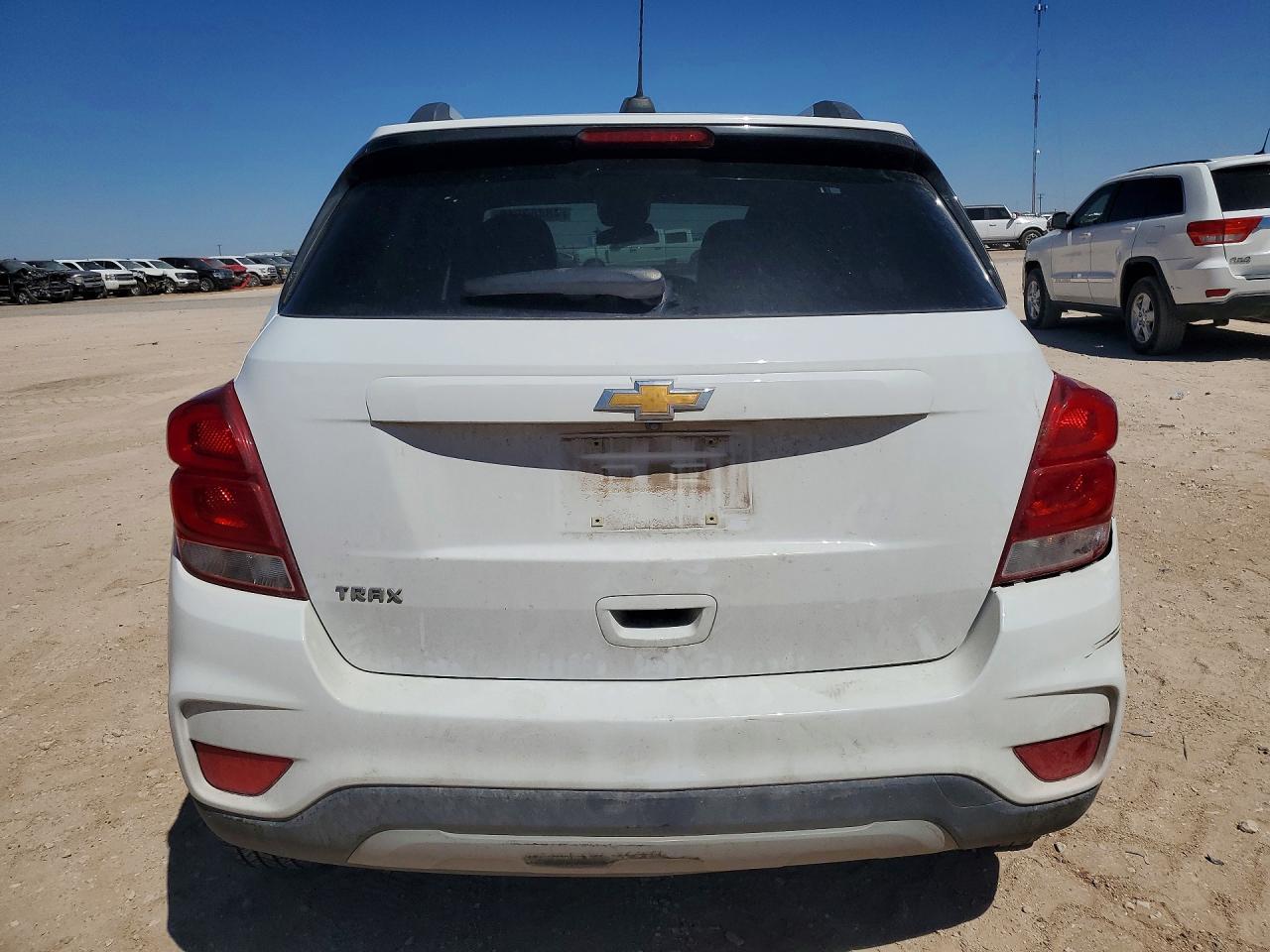 2021 CHEVROLET TRAX 1LT photo 11