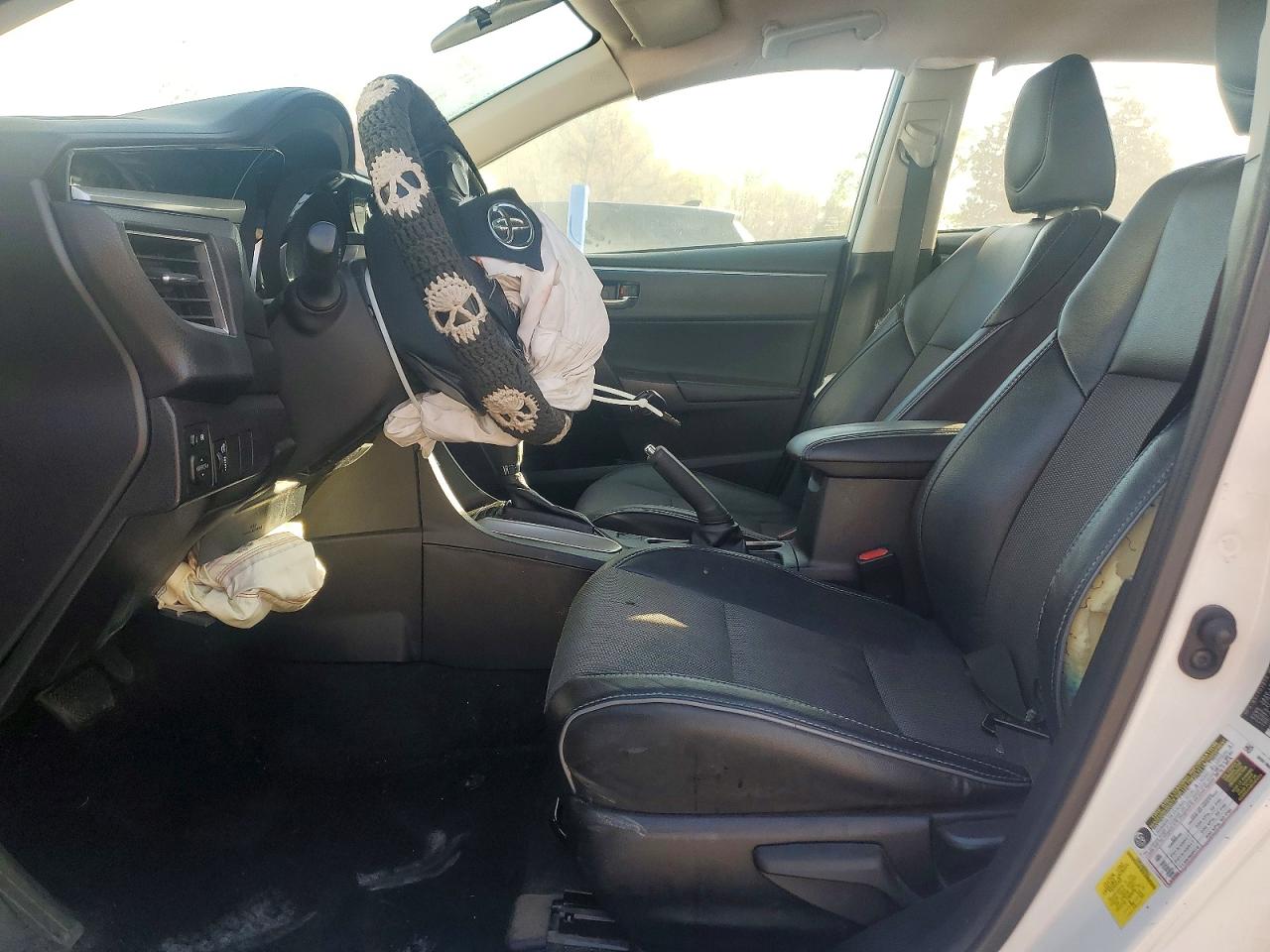 2014 TOYOTA COROLLA S PLUS photo 13