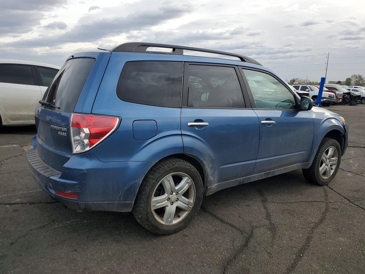 2010 SUBARU FORESTER 2.5X PREMIUM photo 5