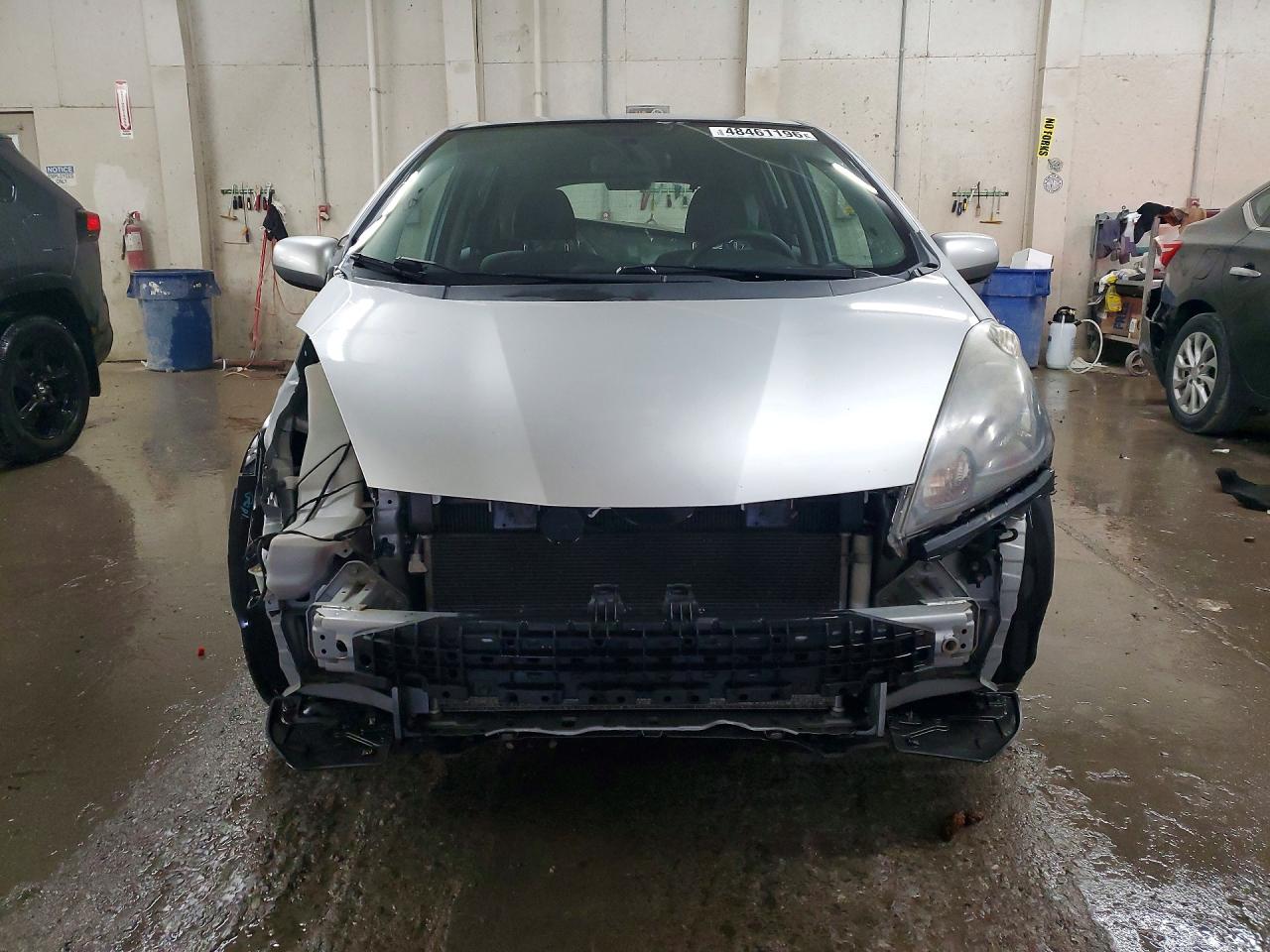 2013 HONDA FIT photo 9