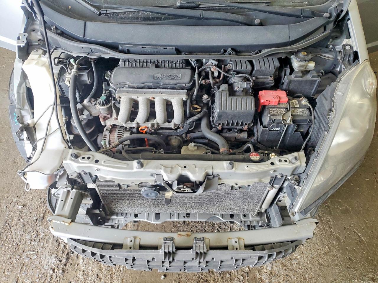 2013 HONDA FIT photo 23