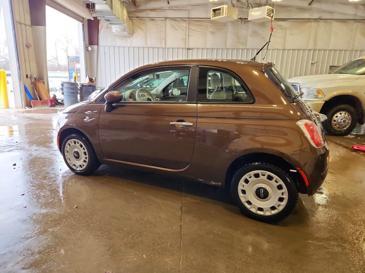 2012 FIAT 500 POP photo 3