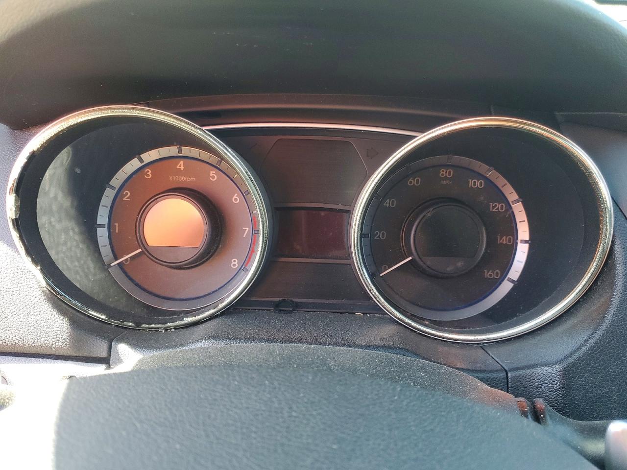 2013 HYUNDAI SONATA SE photo 25