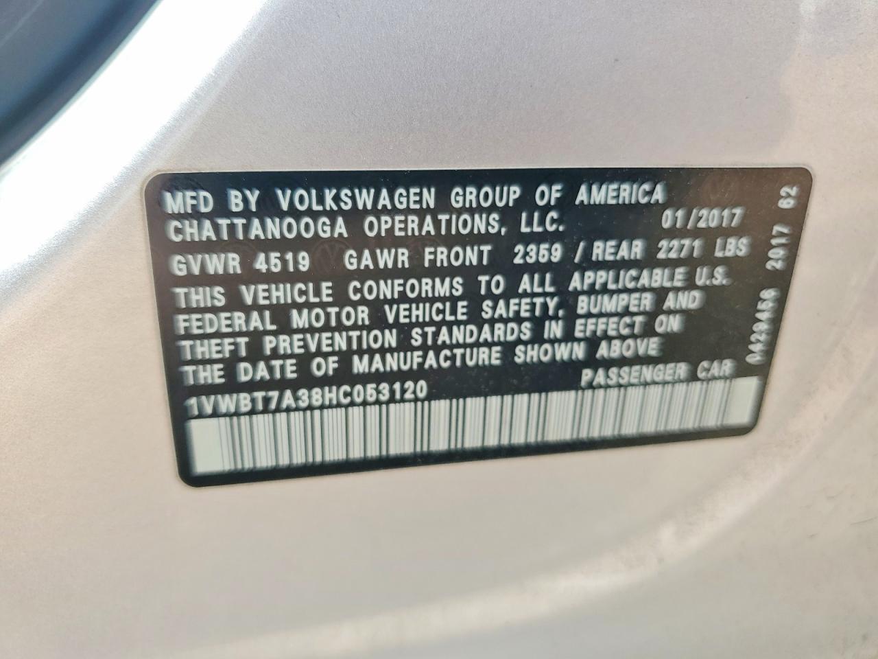 2017 VOLKSWAGEN PASSAT photo 25