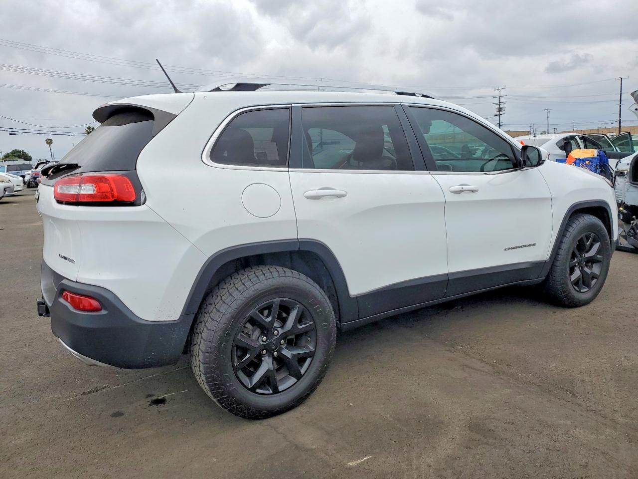2015 JEEP CHEROKEE LIMITED photo 3