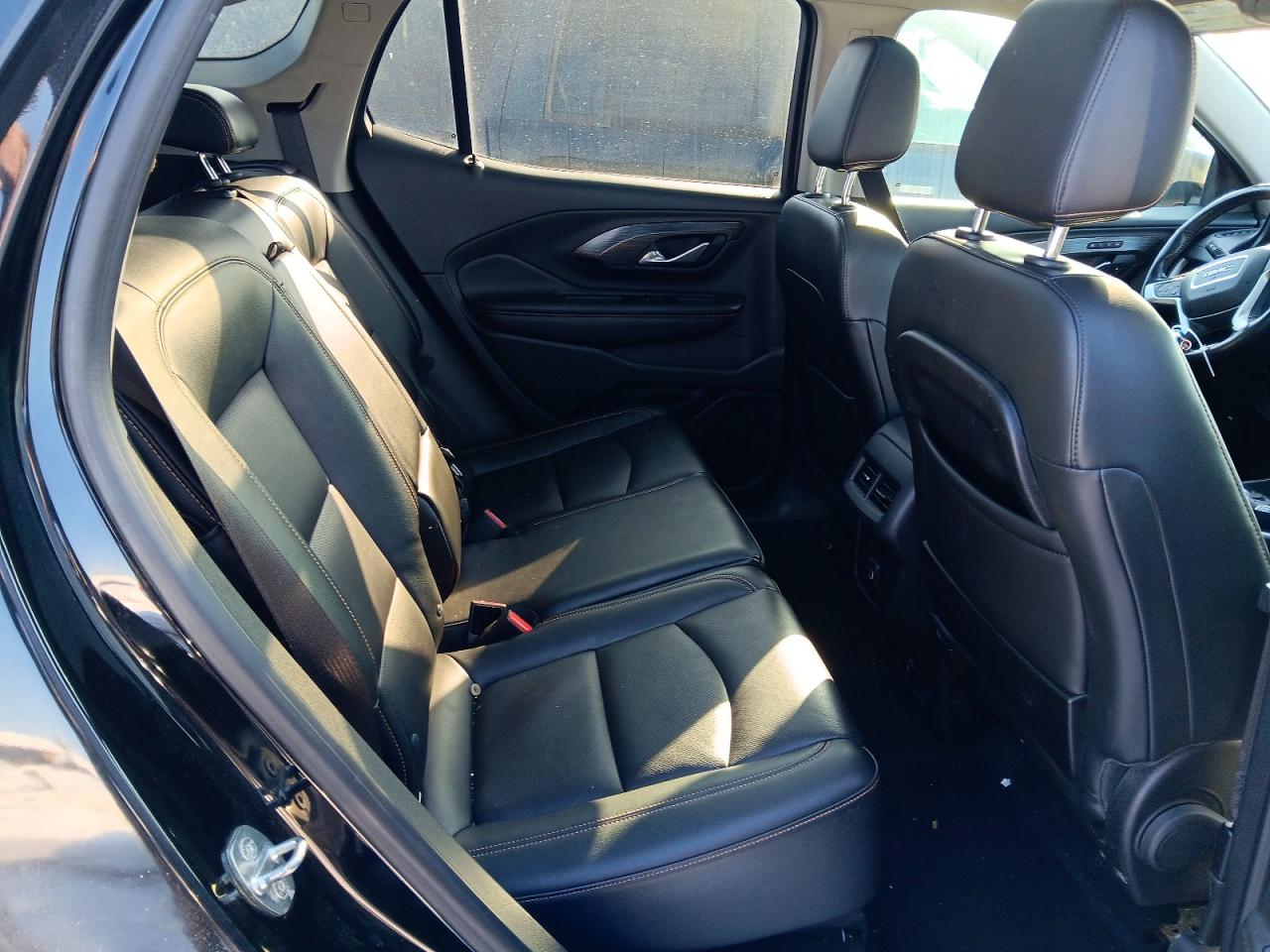 2019 GMC TERRAIN SLT photo 19