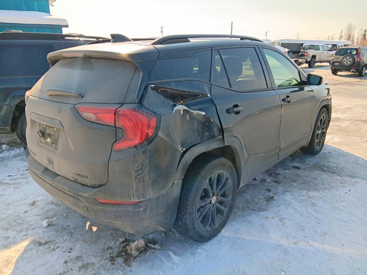 2019 GMC TERRAIN SLT photo 5