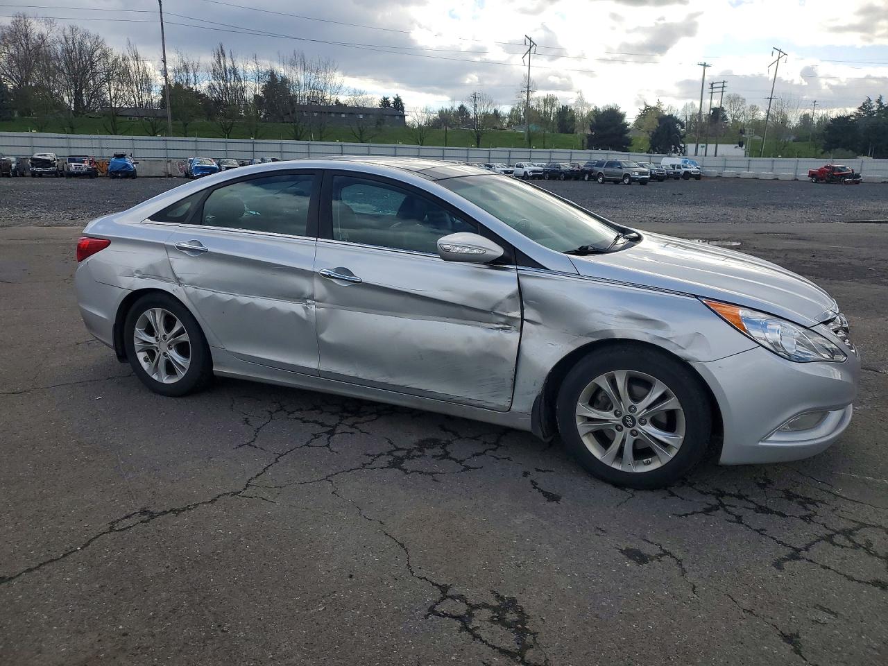 2013 HYUNDAI SONATA LIMITED photo 4