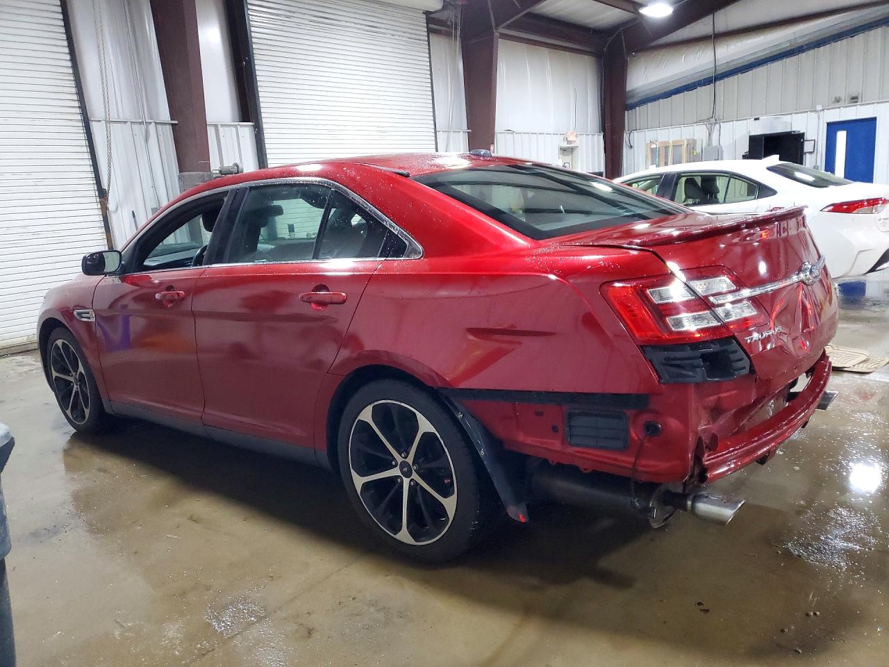 2015 FORD TAURUS SEL photo 3