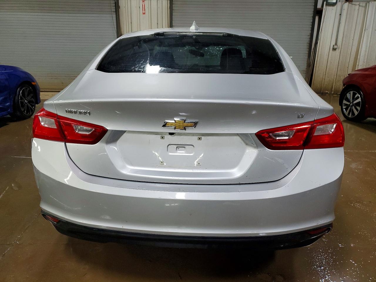 2017 CHEVROLET MALIBU photo 11