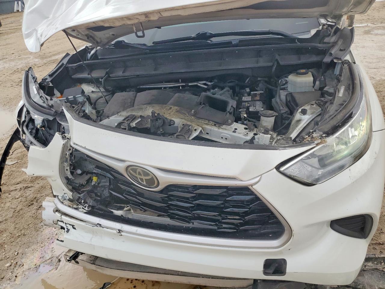 2020 TOYOTA HIGHLANDER L photo 12
