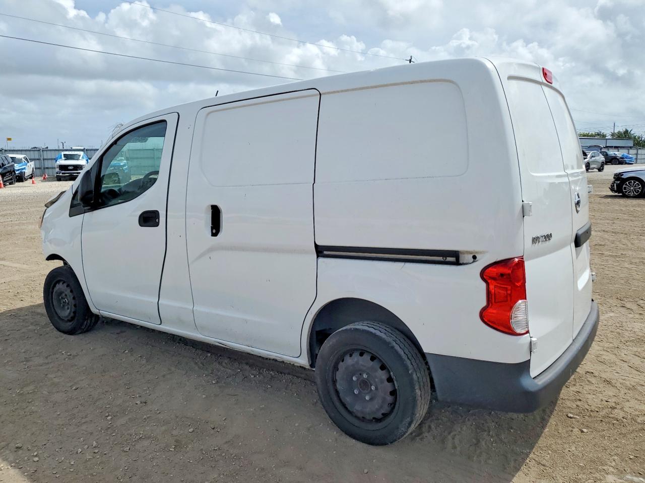 2020 NISSAN NV200 S photo 3
