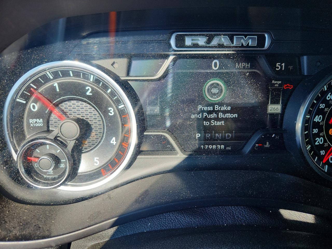 2021 RAM 3500 LARAMIE photo 15
