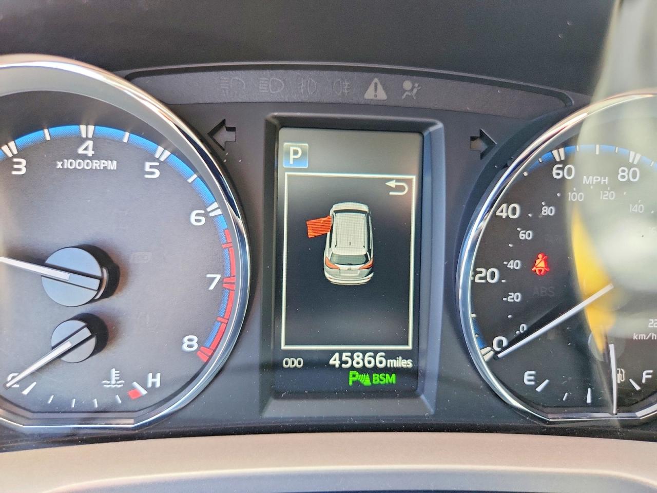 2016 TOYOTA RAV4 LIMITED photo 17