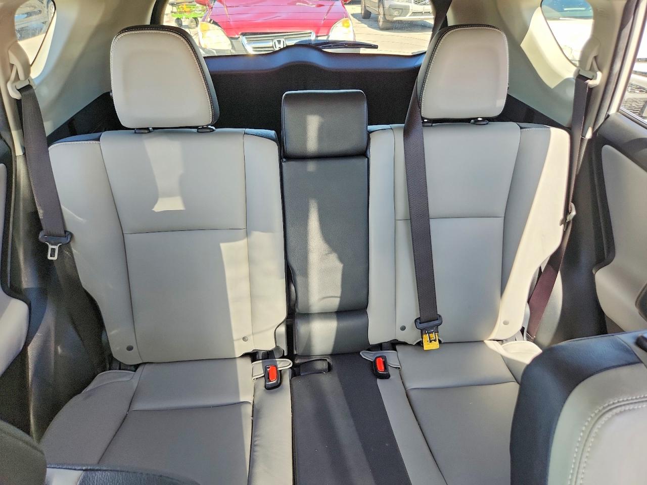 2016 TOYOTA RAV4 LIMITED photo 19