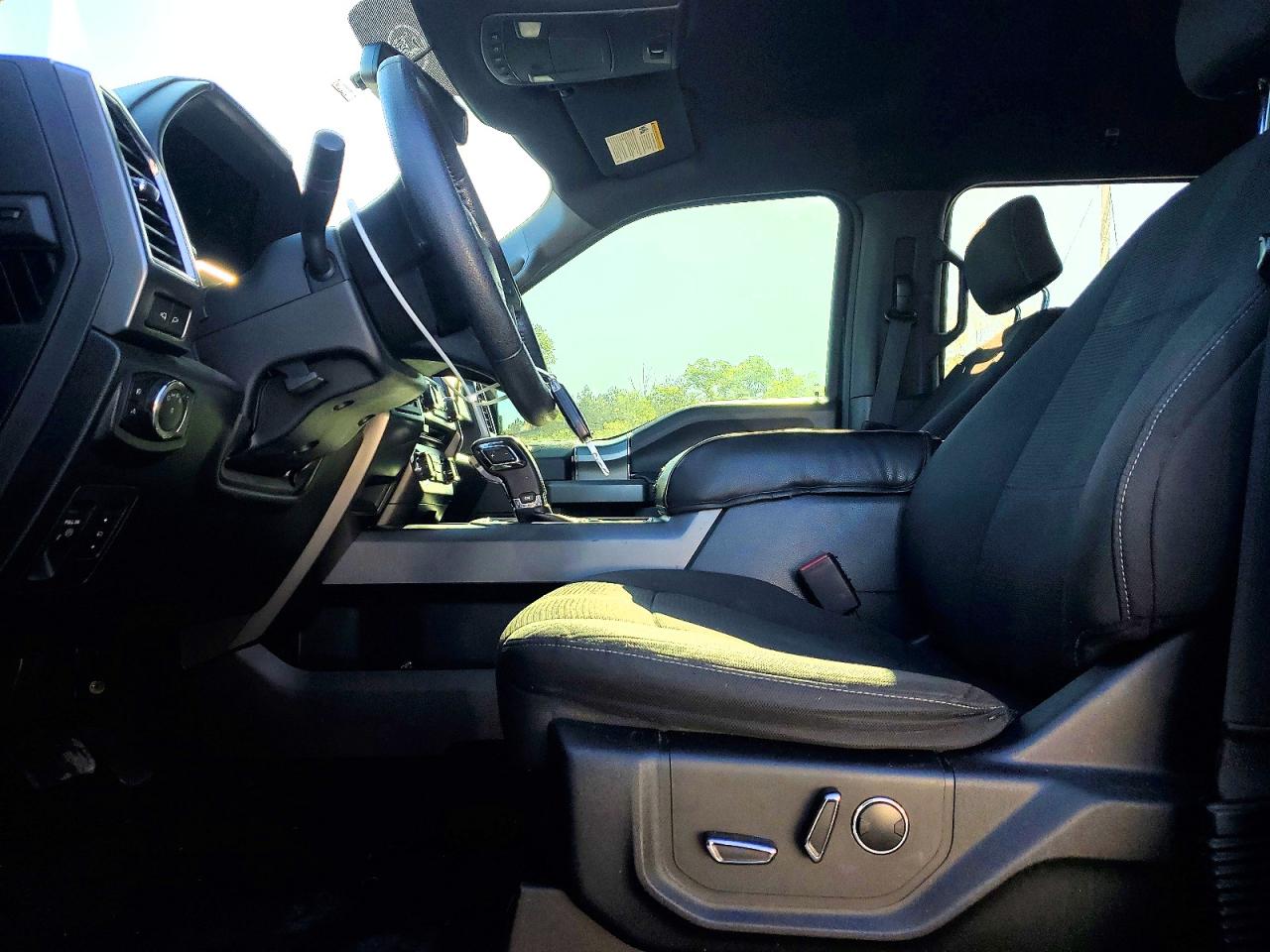 2016 FORD F150 SUPERCREW photo 19