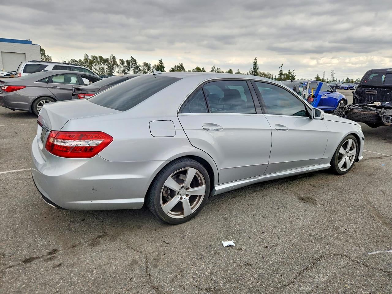 2010 MERCEDES-BENZ E 350 photo 7