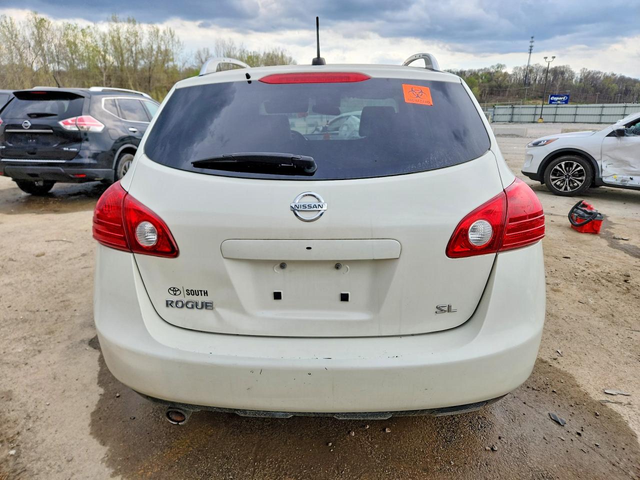 2009 NISSAN ROGUE S photo 11