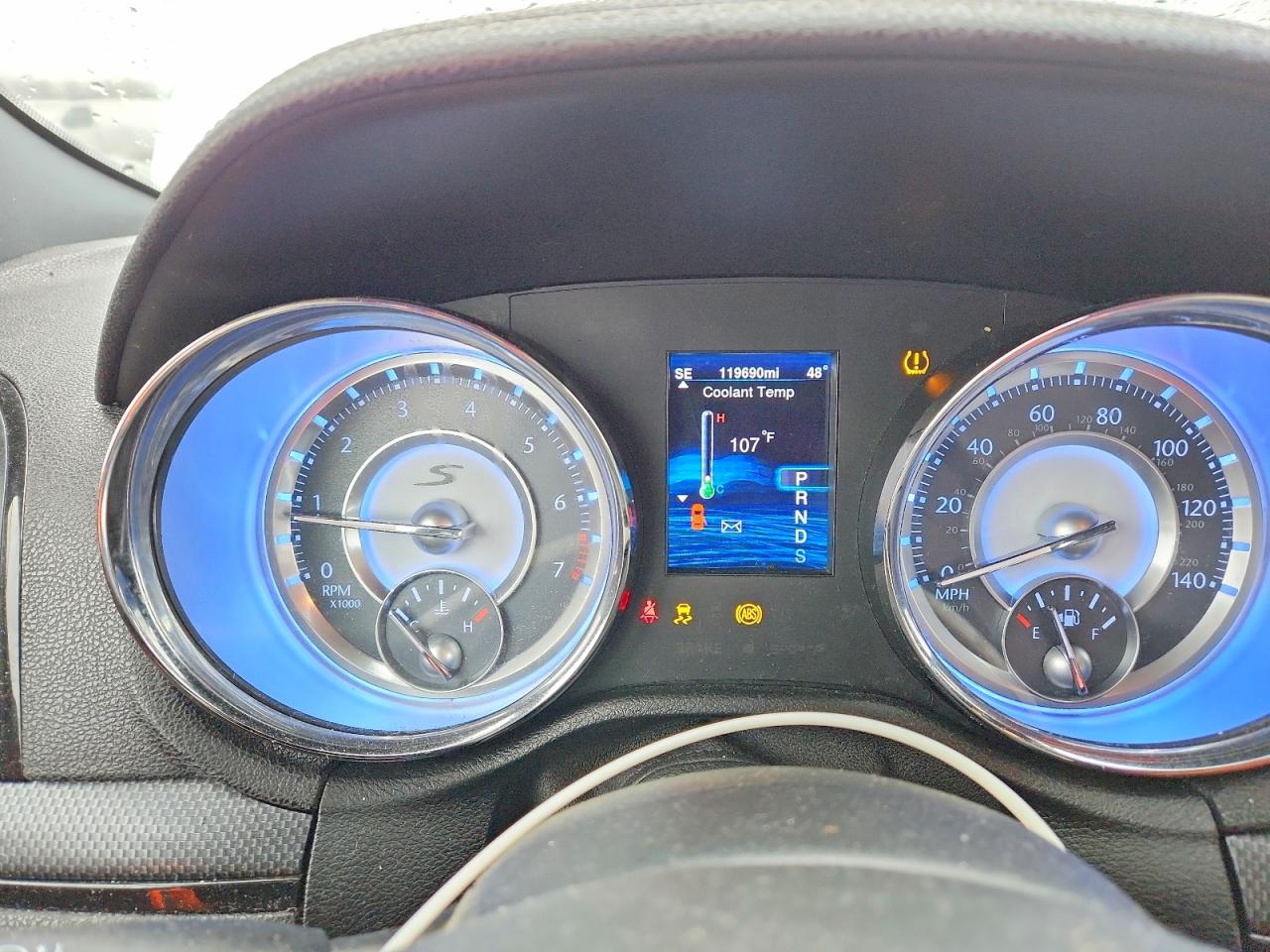 2014 CHRYSLER 300 S photo 9