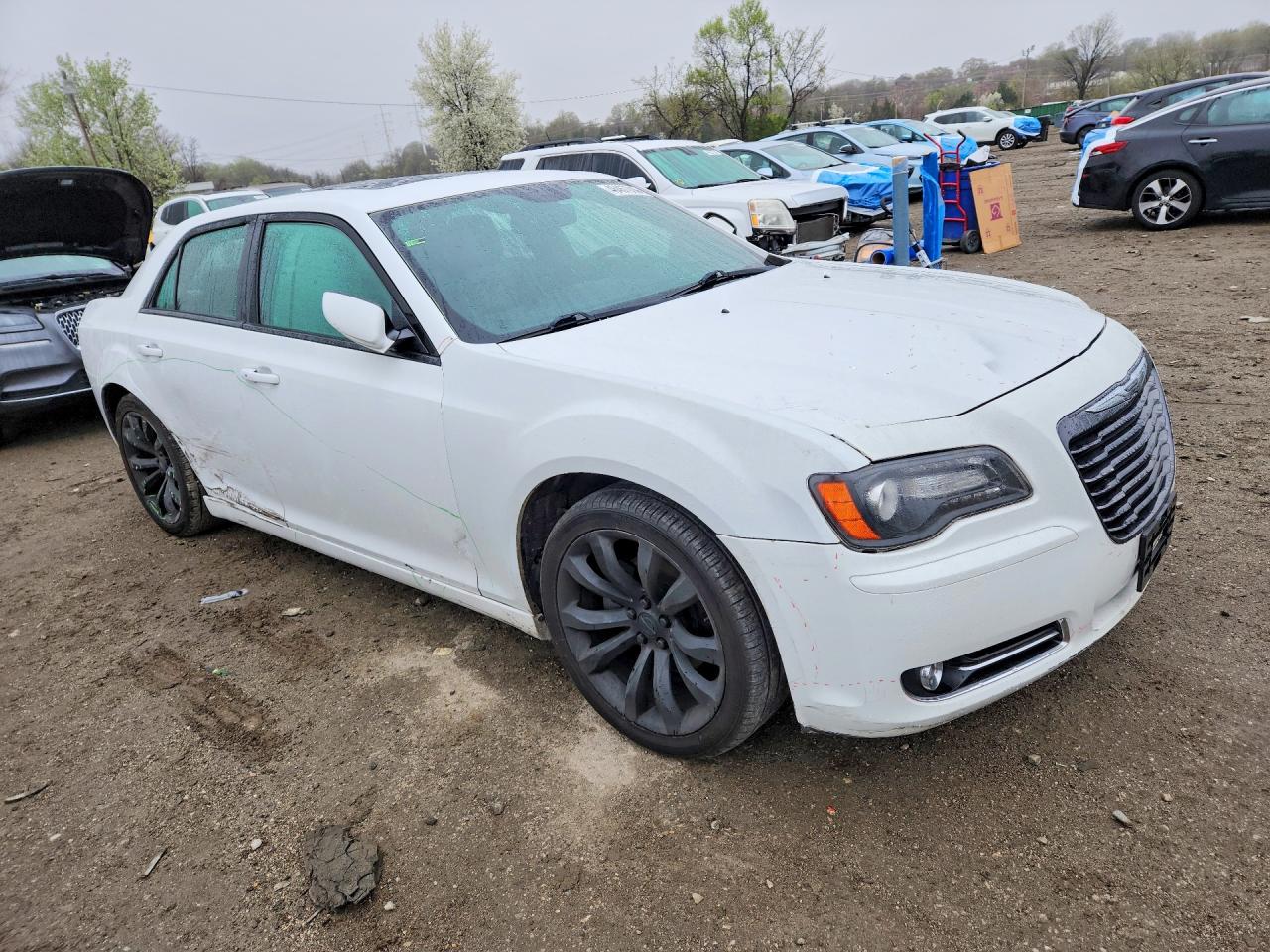 2014 CHRYSLER 300 S photo 4
