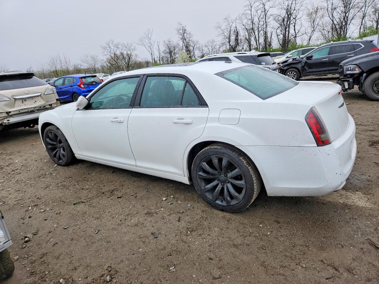 2014 CHRYSLER 300 S photo 2
