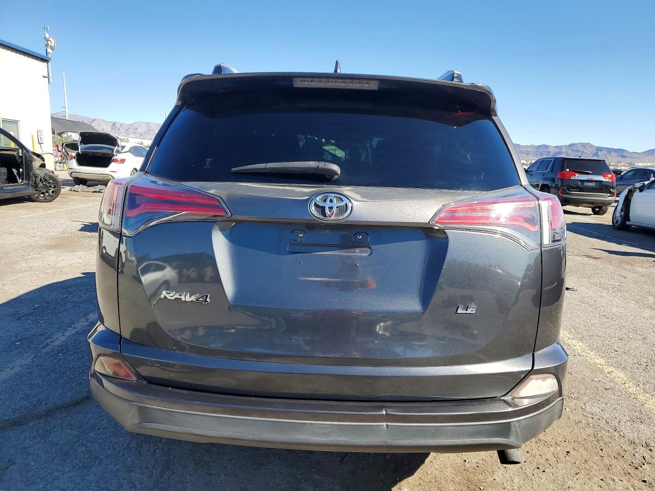 2016 TOYOTA RAV4 LE photo 16
