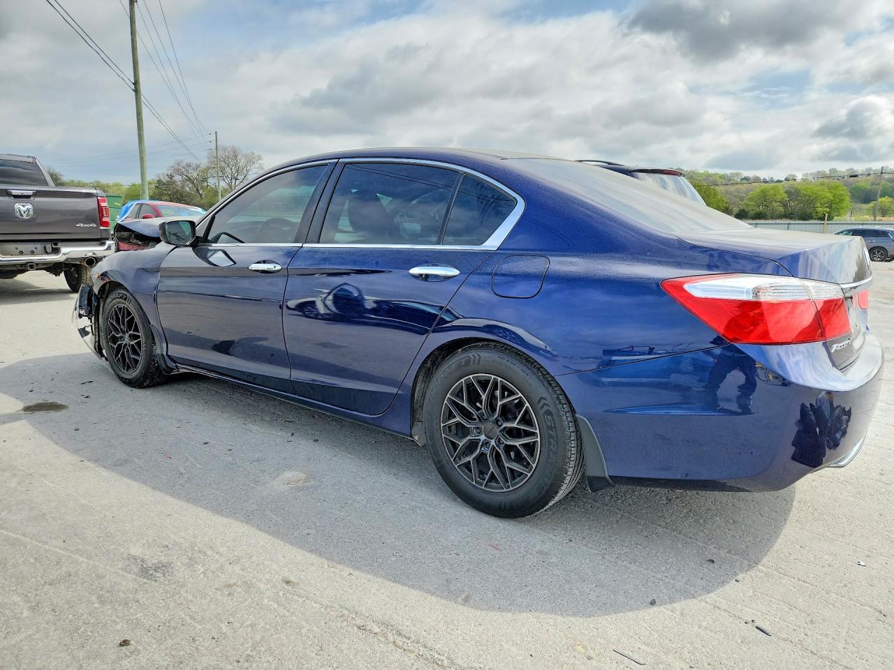 2014 HONDA ACCORD LX photo 4
