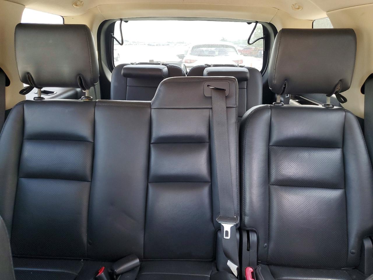 2010 FORD EXPLORER LIMITED photo 28