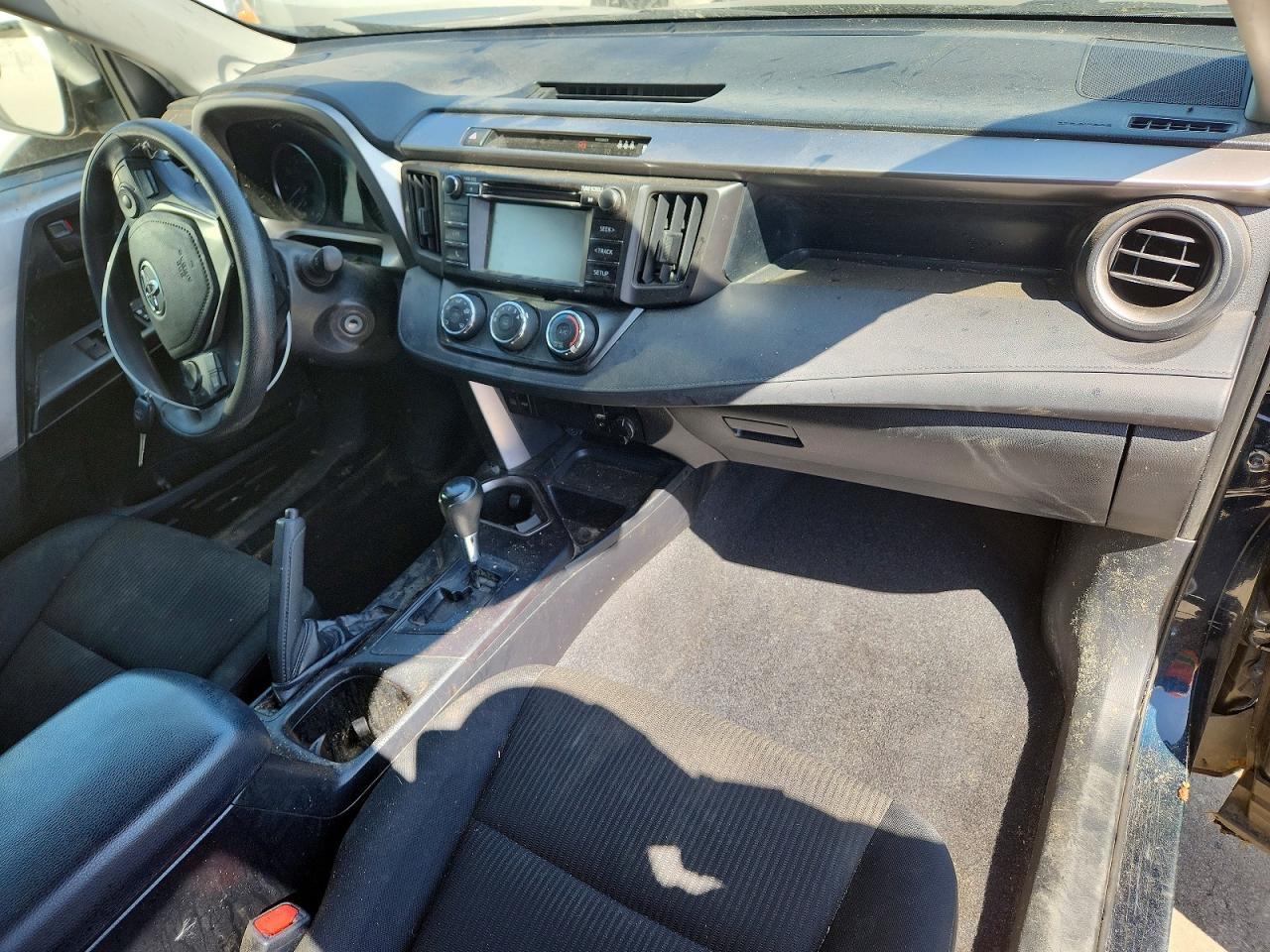 2018 TOYOTA RAV4 LE photo 15
