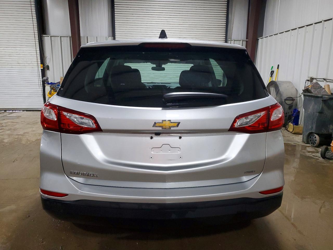 2021 CHEVROLET EQUINOX LS photo 6