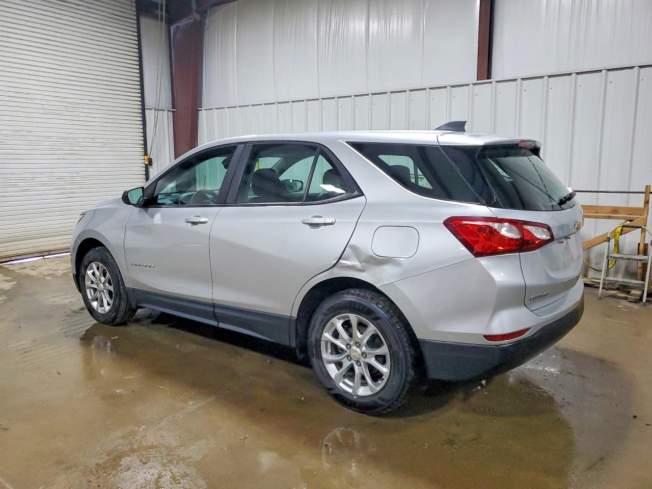 2021 CHEVROLET EQUINOX LS photo 2