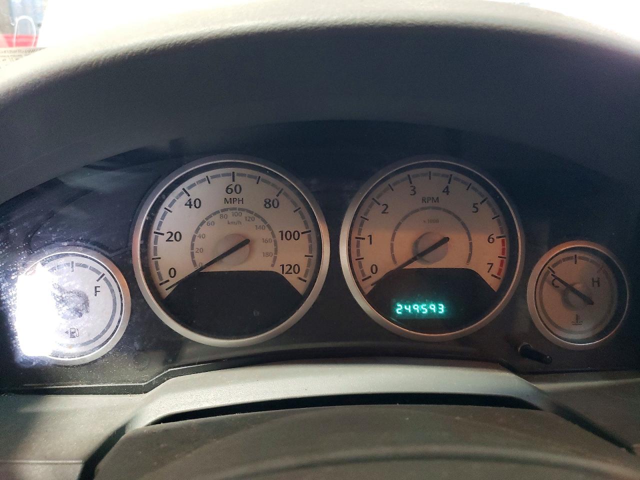 2008 CHRYSLER TOWN & COUNTRY LX photo 25