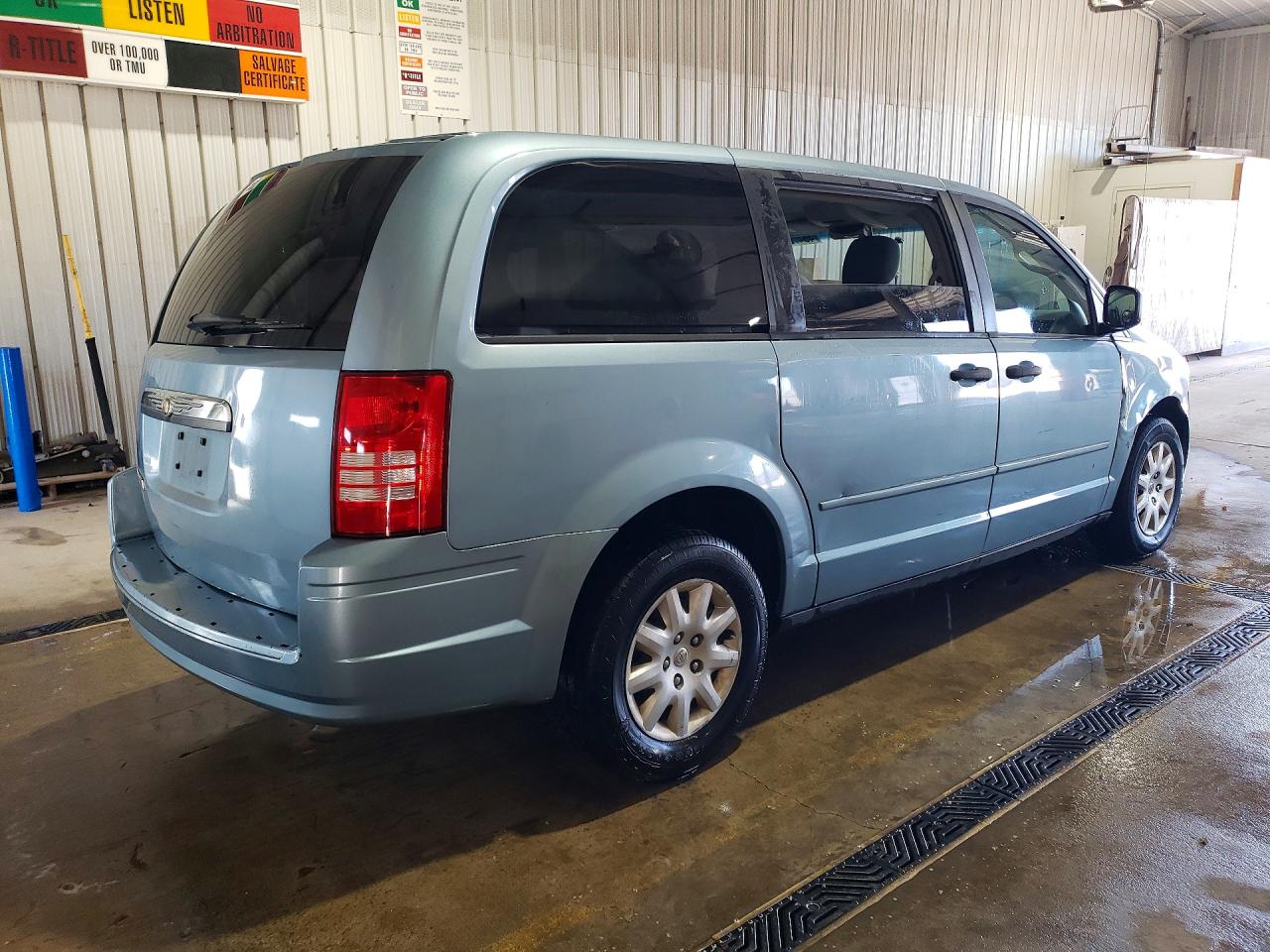 2008 CHRYSLER TOWN & COUNTRY LX photo 7
