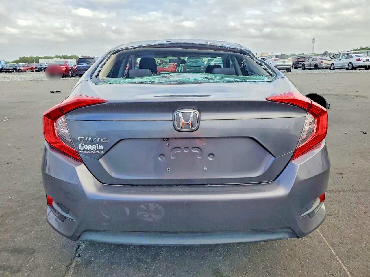 2017 HONDA CIVIC LX photo 16