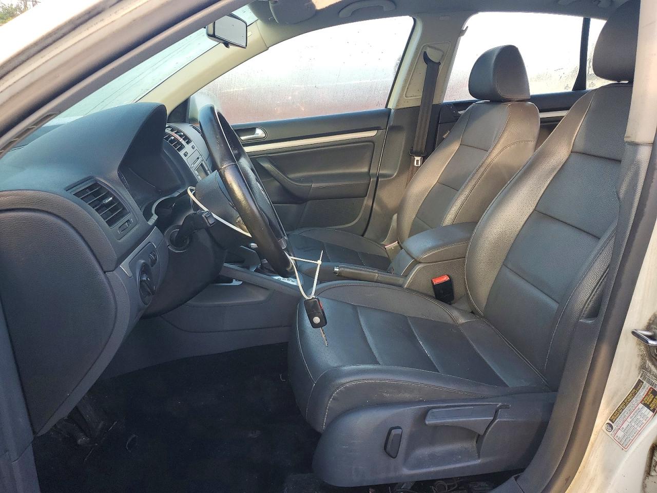 2008 VOLKSWAGEN JETTA SE photo 7