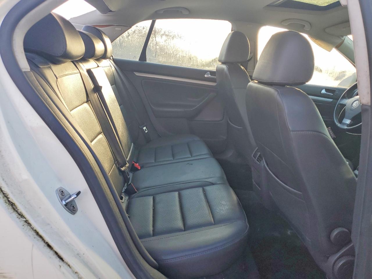 2008 VOLKSWAGEN JETTA SE photo 10