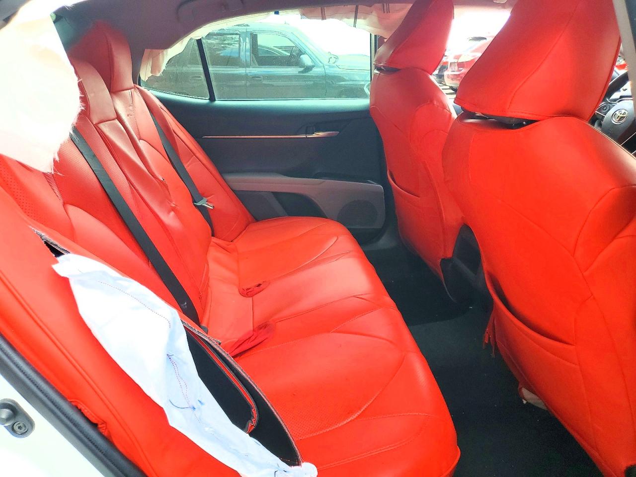 2021 TOYOTA CAMRY LE photo 19