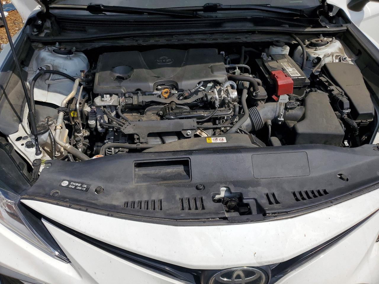 2021 TOYOTA CAMRY LE photo 21